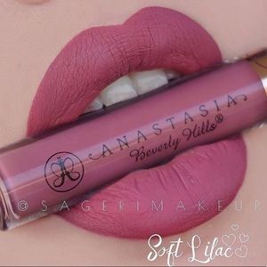 BNIB Anastasia soft lilac liquid lipstick